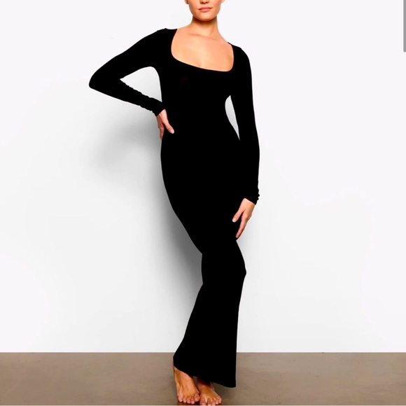 SKIMS Dresses & Skirts - New Skims Soft Lounge Long Sleeve Dress Size Large